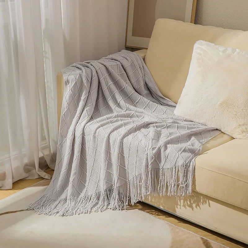 Luxury Knitted Throw Blanket with Tassels – Soft Acrylic Sofa & Bed Blanke