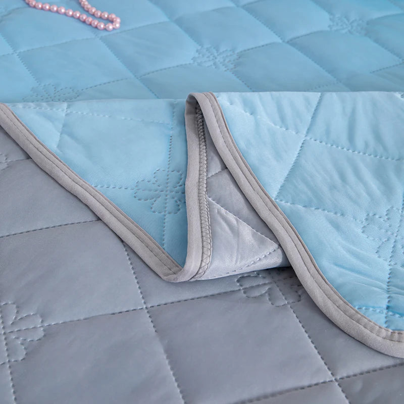 Premium Cooling Summer Blanket – Lightweight & Breathable for Hot Nights
