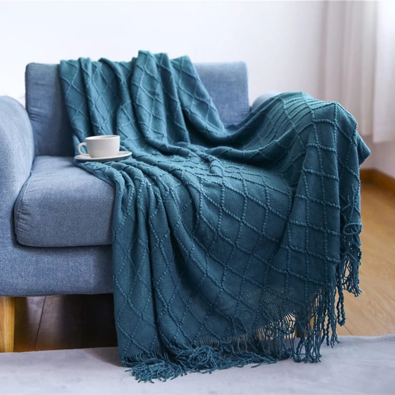 Luxury Knitted Throw Blanket with Tassels – Soft Acrylic Sofa & Bed Blanke