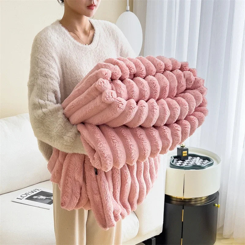 Soft Plush Ribbed Throw Blanket – Cozy Coral Fleece for Sofa & Bed