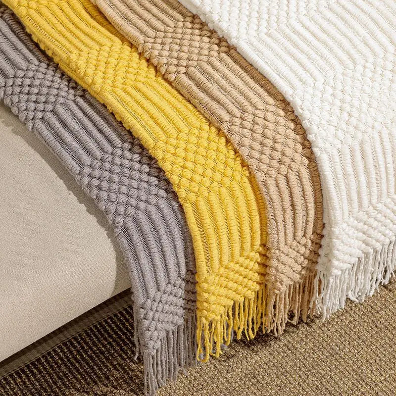 Luxury Knitted Throw Blanket with Tassels – Soft Acrylic Sofa & Bed Blanke