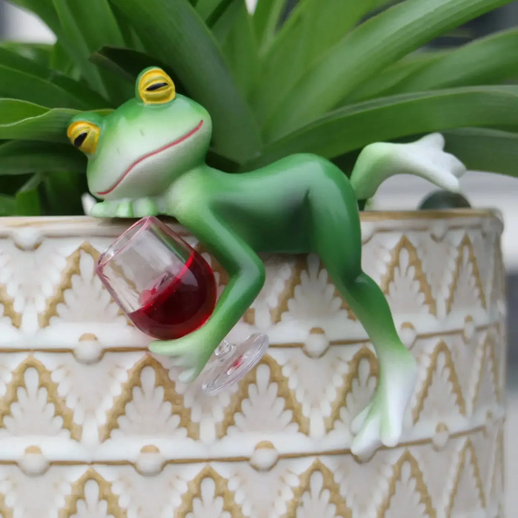 Hanging Frog Flower Pot Decor