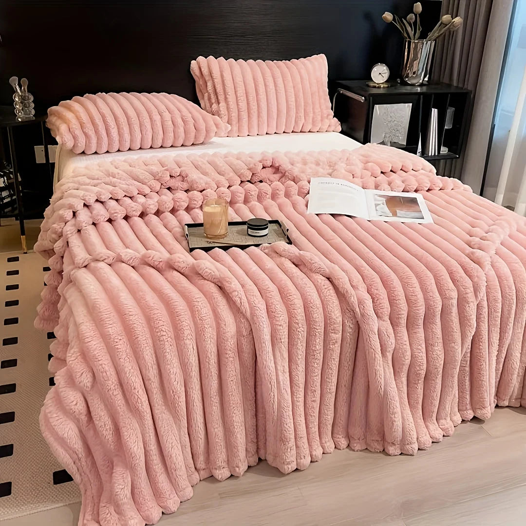 Luxury Plush Flannel Blanket – Soft & Warm for Bed, Sofa & Travel