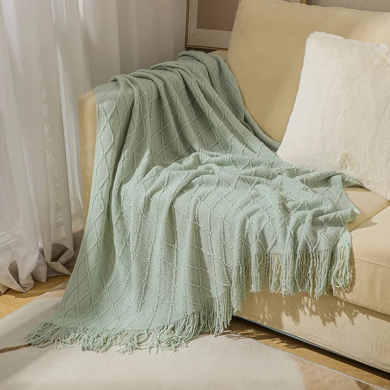 Luxury Knitted Throw Blanket with Tassels – Soft Acrylic Sofa & Bed Blanke