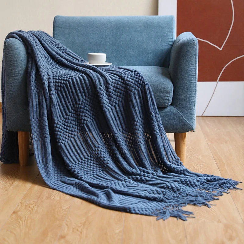 Luxury Knitted Throw Blanket with Tassels – Soft Acrylic Sofa & Bed Blanke