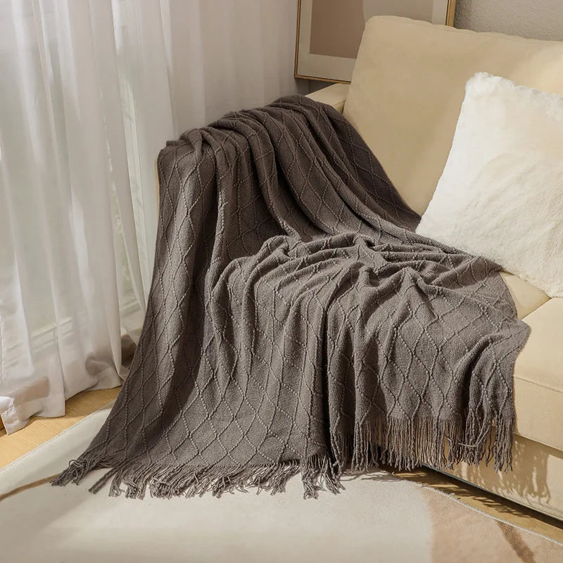 Luxury Knitted Throw Blanket with Tassels – Soft Acrylic Sofa & Bed Blanke
