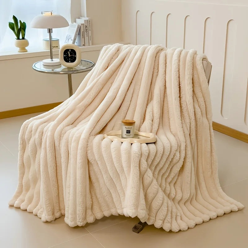 Luxury Plush Flannel Blanket – Soft & Warm for Bed, Sofa & Travel